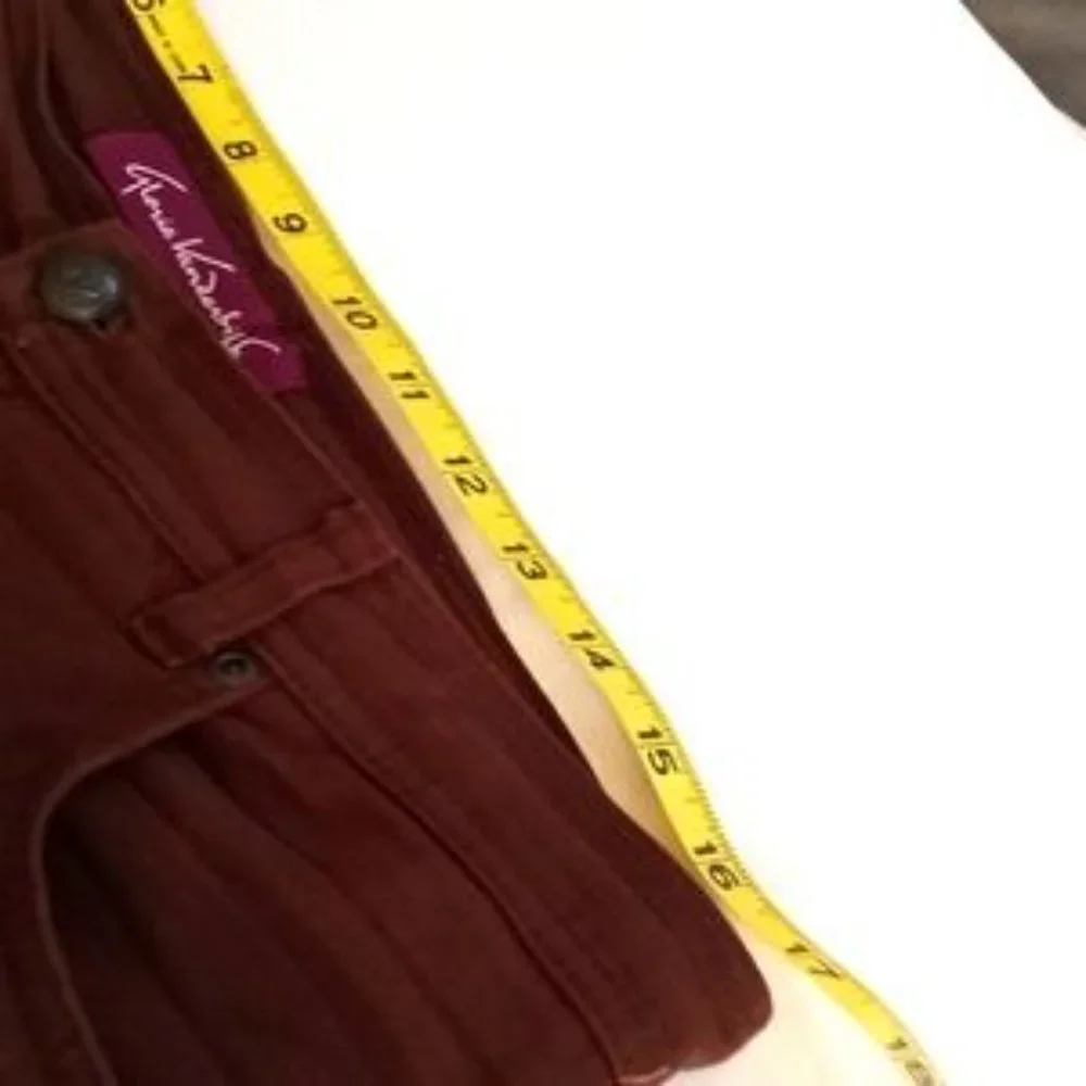 Gloria Vanderbilt Women's Straight Leg  High Rise Jeans - Size (12) - Brown - Picture 5 of 6